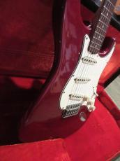 Fender 1965 Stratocaster Candy Apple Red_4