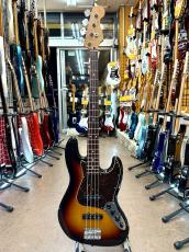Fender Deluxe Active Jazz Bass_2