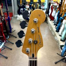 Fender Deluxe Active Jazz Bass_3