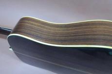 Cat's Eyes CE-800 / Mini flower pot Inlay・Solid Spruce Top・Solid Rosewood Back and Rosewood Side・Honduras Mahogany Neck・Ebony Fingerboard and Bridge・Slotted diamond Inlay・Herringbone・Tortoise Color Pick guard【Wi_4