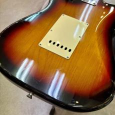 Fender Japan ST-STD_4
