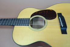 Martin 000-18 Standard / Old Decal Logo・Open Back Peg・Solid Spruce Top・Solid Mahogany Side and Back・Ebony Fingerboard and Bridge・Tortoiseshell Color Pick-guard【With Original Case】2020年製_11