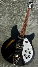 Rickenbacker 【秋の中古楽器セール!】Limited Model 330 -MatteBlack-【2018'USED】【限定カラー】_2