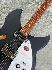Rickenbacker 【秋の中古楽器セール!】Limited Model 330 -MatteBlack-【2018'USED】【限定カラー】_9