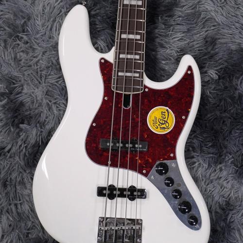 Sire Marcus Miller V7 New Gen 4-String Antique White