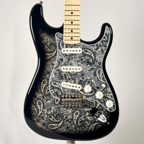Fender Made in Japan Limited Stratocaster -Black Paisley-【3.49kg】