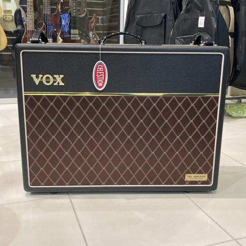 VOX Hand Wired AC30HWR2 ギターコンボアンプ 【アウトレット特価品】