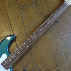 G&L Fullerton Standard LB-100 Emerald Blue metallic_3