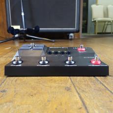 ZOOM B2 FOUR_2