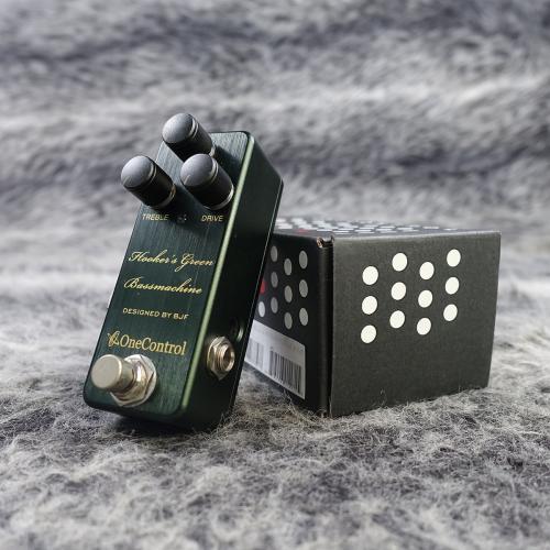 One Control Hooker's Green Bass Machine OC-HGB