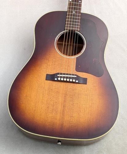 Gibson 【新製品】Custom Shop Murphy Lab 1955 J-45 Light Aged #21315029【48回払い無金利】