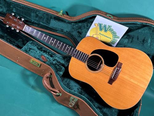 Martin D-18
