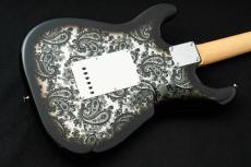 Fender Made in Japan Limited Stratocaster -Black Paisley-【限定復活】【3.51kg】【JD25024683】_9