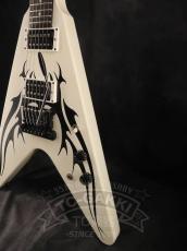 Gibson Tribal Flying V_8