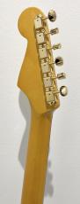 Fender Limited Edition American Vintage II 1961 Stratocaster Gold Hardwear / Black_9