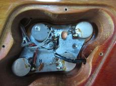 Gibson 1976 Les Paul Standard Cherry Sunburst_10