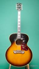 Gibson J-200_2