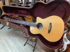 Morris S-101 with L.R.Baggs Lyric_2