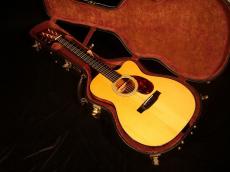 Martin OMC-18 Laurence Juber【ローレンスジュバー・シグネチャーモデル アディロンTOP×マホガニー×カッタウェイ】解説試奏動画ご覧下さい。_3