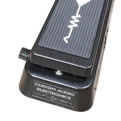 MXR MC404 CAE Wah