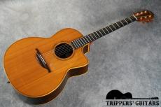 Lowden F-32C Custom (1992) 　ブラジリアンローズウッドS/Bのカスタム品!