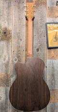 Martin 000CJRE Walnut Burst #3052374 【ニューモデル!!】_4
