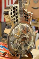 Republic Guitars Highway 49 Tenor_2
