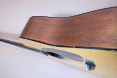 Martin D-18 Standard / Vintage Style Logo・Grover Open Back peg・Solid Spruce Top・Solid Mahogany Side and Back・Ebony Fingerboard and Bridge・ Tortoise Pick guard【With Original Hard Case】2014年製_3