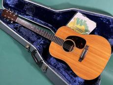 Martin D-18