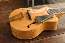 Sunny Soprano Archtop Ukulele_3
