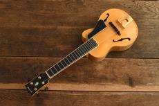 Sunny Soprano Archtop Ukulele_9