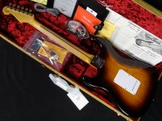 Fender Custom Shop Limited Edition 70th Anniversary 1954 Stratocaster Journeyman Relic Wide-Fade 2-Color Sunburst_7