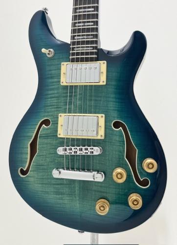 Sire Larry Carlton Q7 Hollow / TBL (Transparent Blue)