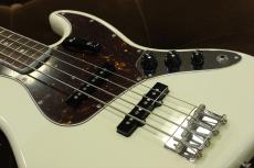 Fender 【VINTAGE vs ULTRA】American Vintage II 1966 Jazz Bass / Olympic White_8