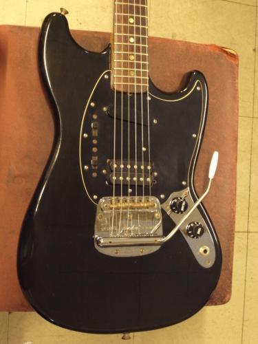 Fender MUSTANG 改(1978)