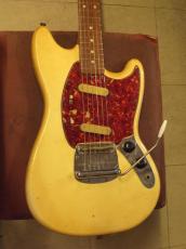 Fender MUSTANG (1965)