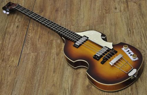 Hofner HI SERIES B Bass