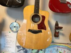 Taylor 210CE-K-DLX
