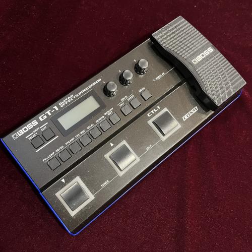BOSS GT-1