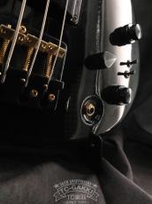 Aria Pro II 1982 SB-Black'n'Gold II_14