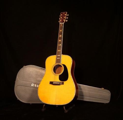Martin D-45【1973年製 ジャーマンスプルース期 リペア歴がある為大特価! 当店フルメンテナンス済で演奏性はバツグンです! 憧れを手に入れるチャンスです! 】解説試奏動画ご覧下さい。