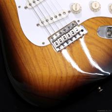 Fender Japan ST54-85RV 2TS [2-Tone Sunburst] (1994)_4
