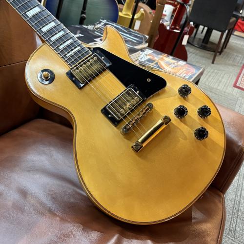Gibson 【飴色のカスタム】Les Paul Custom  White 【4.55kg】1997年製