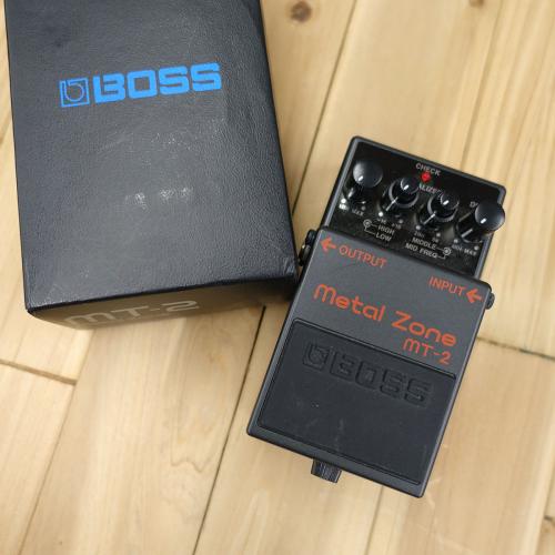 BOSS MT-2 Metal Zone