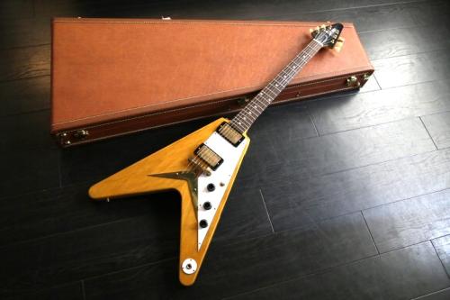 Gibson Custom Shop 1958 Korina Flying V Reissue VOS White Guard  期間限定価格