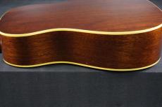 Gibson J-50_16