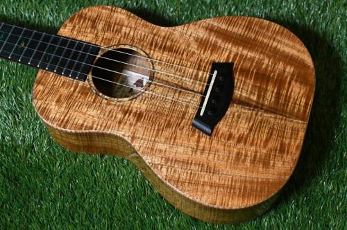 Kanile'a CUSTOM T Tenor #25366