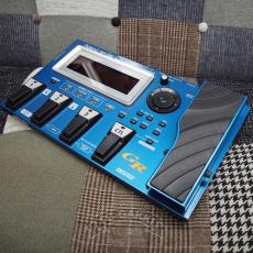 Roland GR-55 Guitar Synthesizer