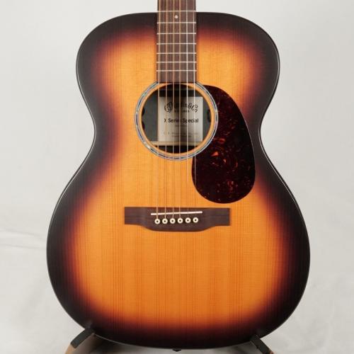 Martin 000-X2E Brazilian Burst Special # 3100226【ピックアップ搭載】