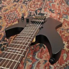 Sire Larry Carlton X6 7-String Headless Black Satin_5